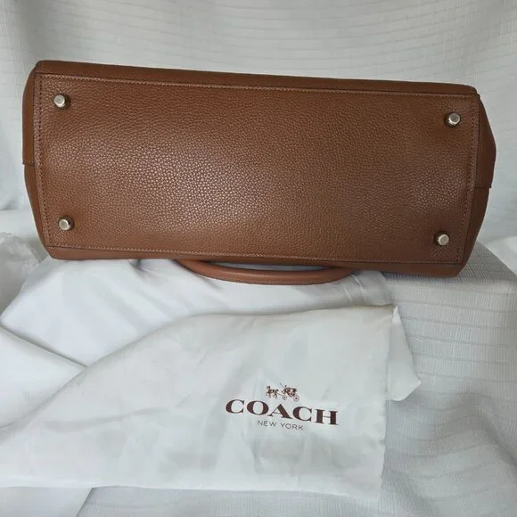 LIKE NEW Coach Swagger Carryall